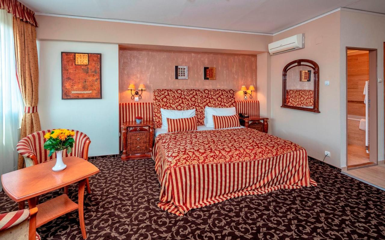 Hotel Charles Βουδαπέστη Εξωτερικό φωτογραφία