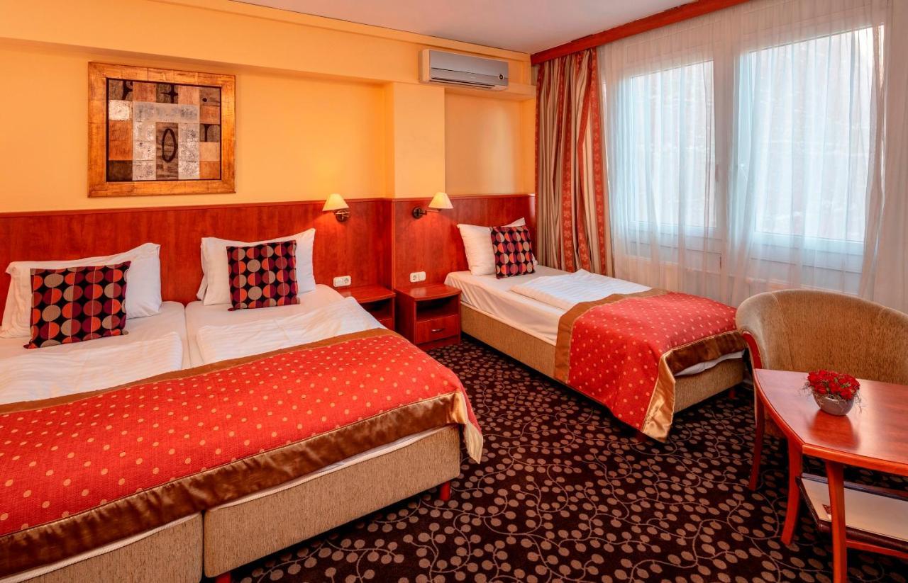 Hotel Charles Βουδαπέστη Εξωτερικό φωτογραφία