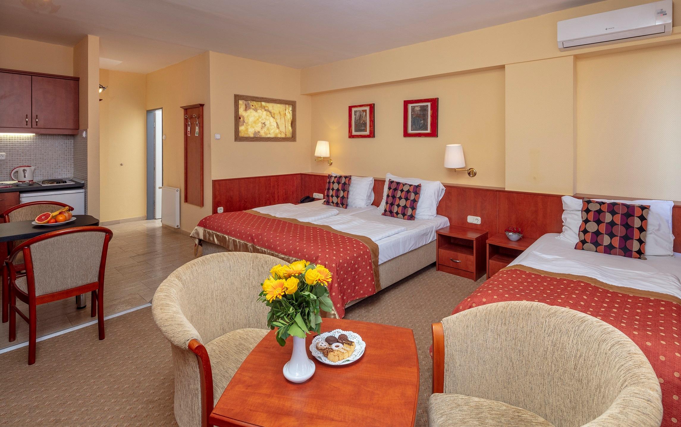 Hotel Charles Βουδαπέστη Εξωτερικό φωτογραφία