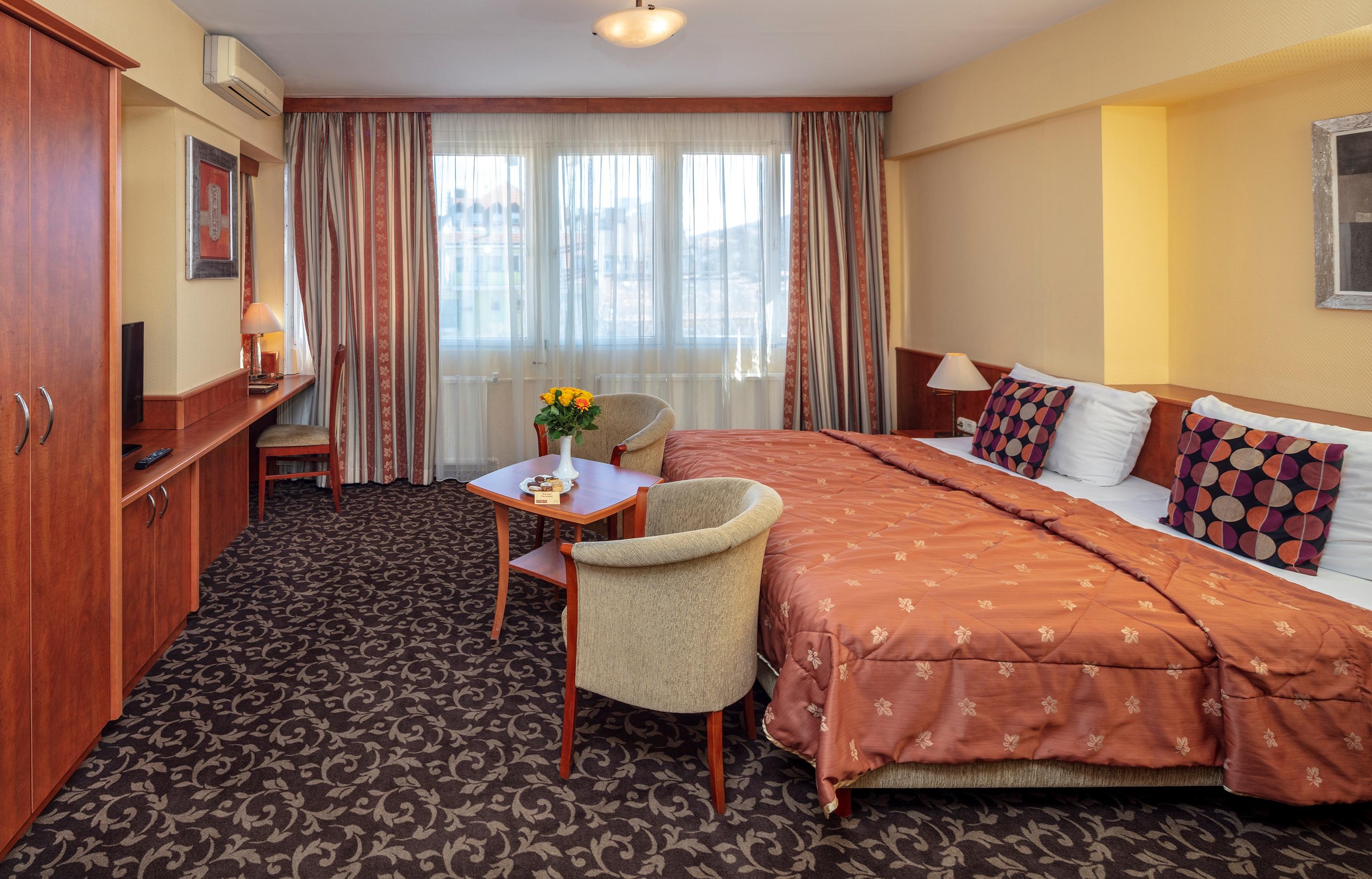 Hotel Charles Βουδαπέστη Εξωτερικό φωτογραφία