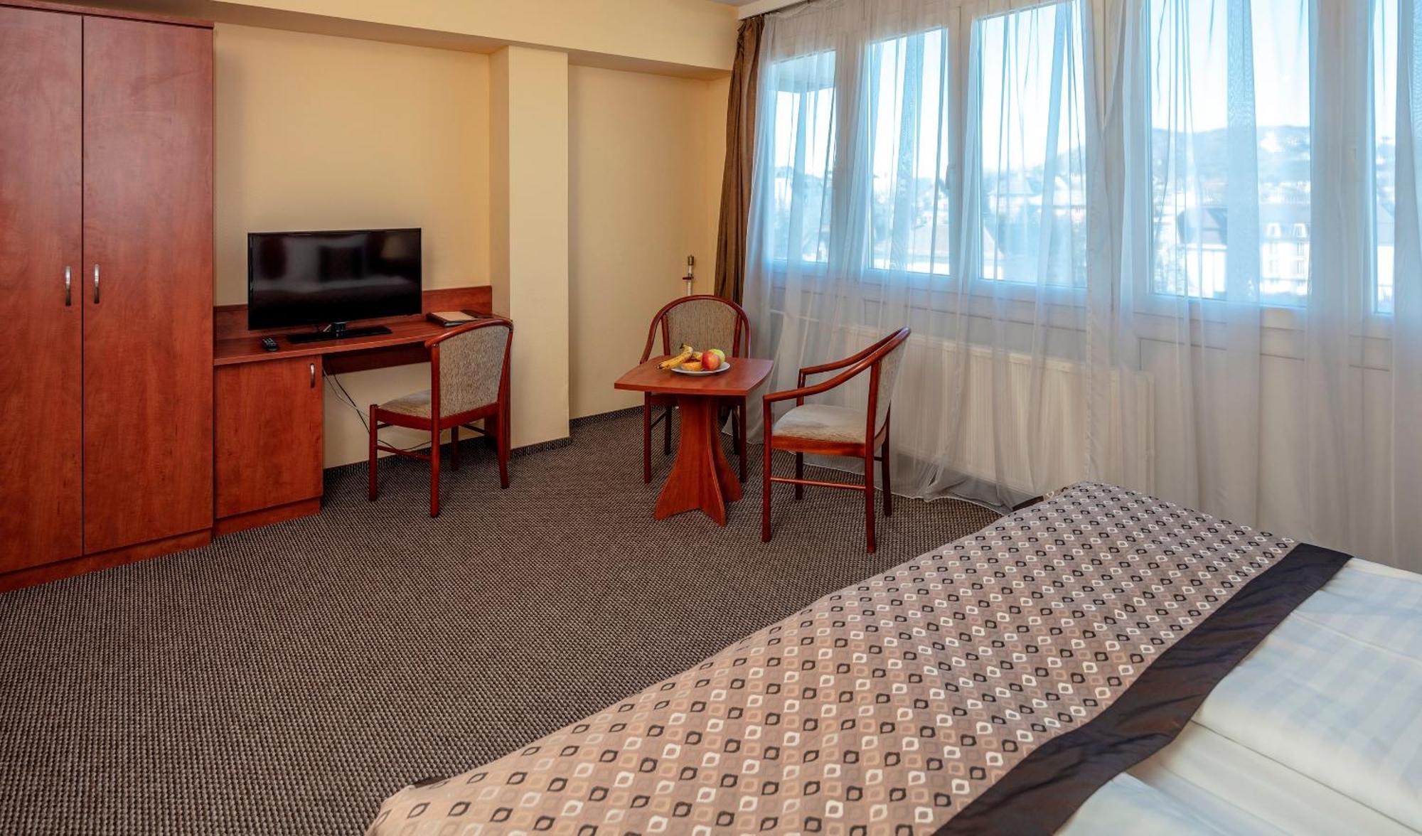 Hotel Charles Βουδαπέστη Εξωτερικό φωτογραφία